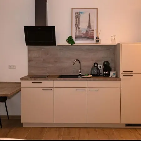 Mein Traeumchen - 6 Gruen Gemuetlich, Stilvoll Und Zentral Uebernachten Apartment Bielefeld